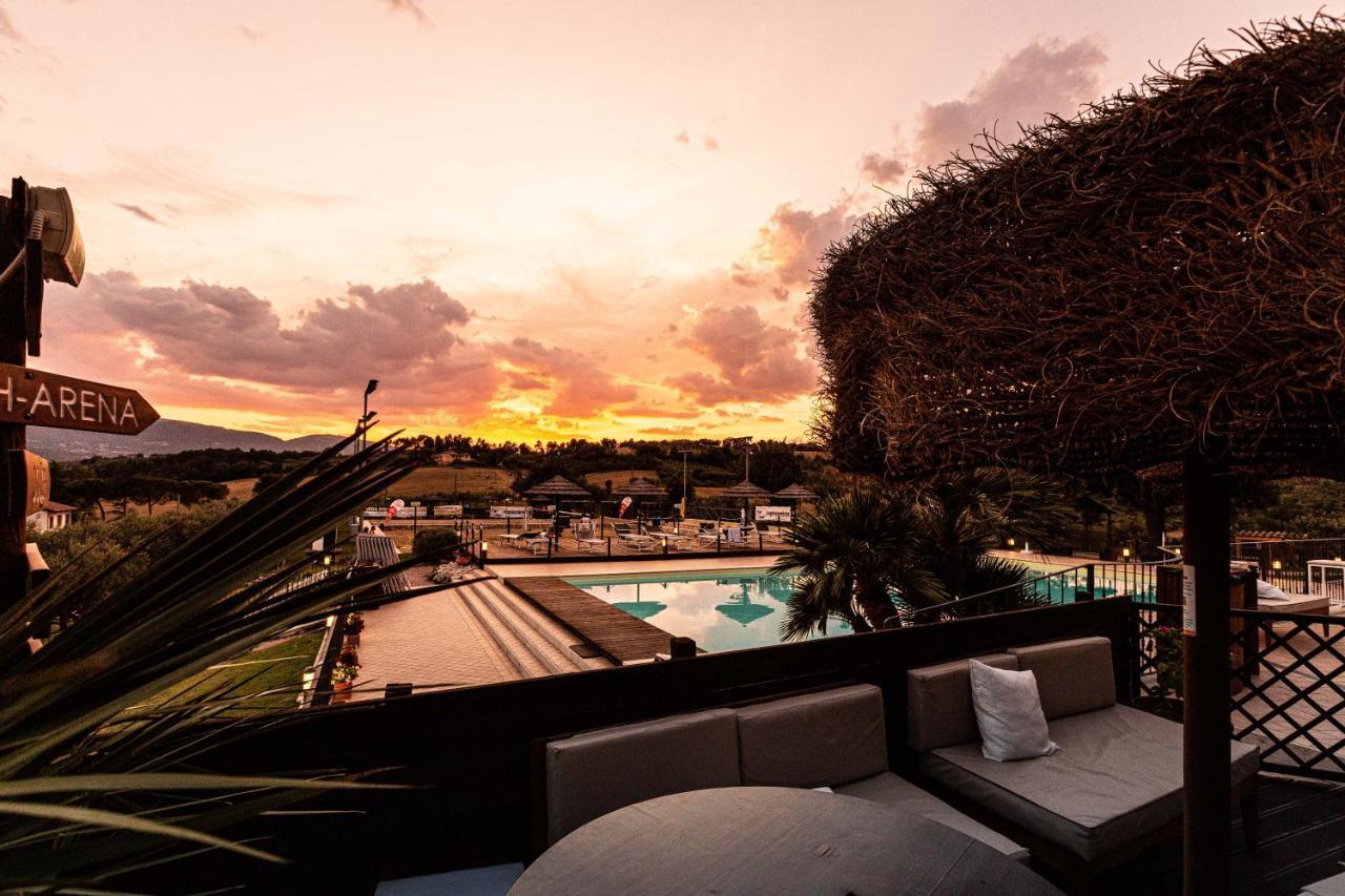 Agriturismo Agrileisuretime สโปเลโต ภายนอก รูปภาพ