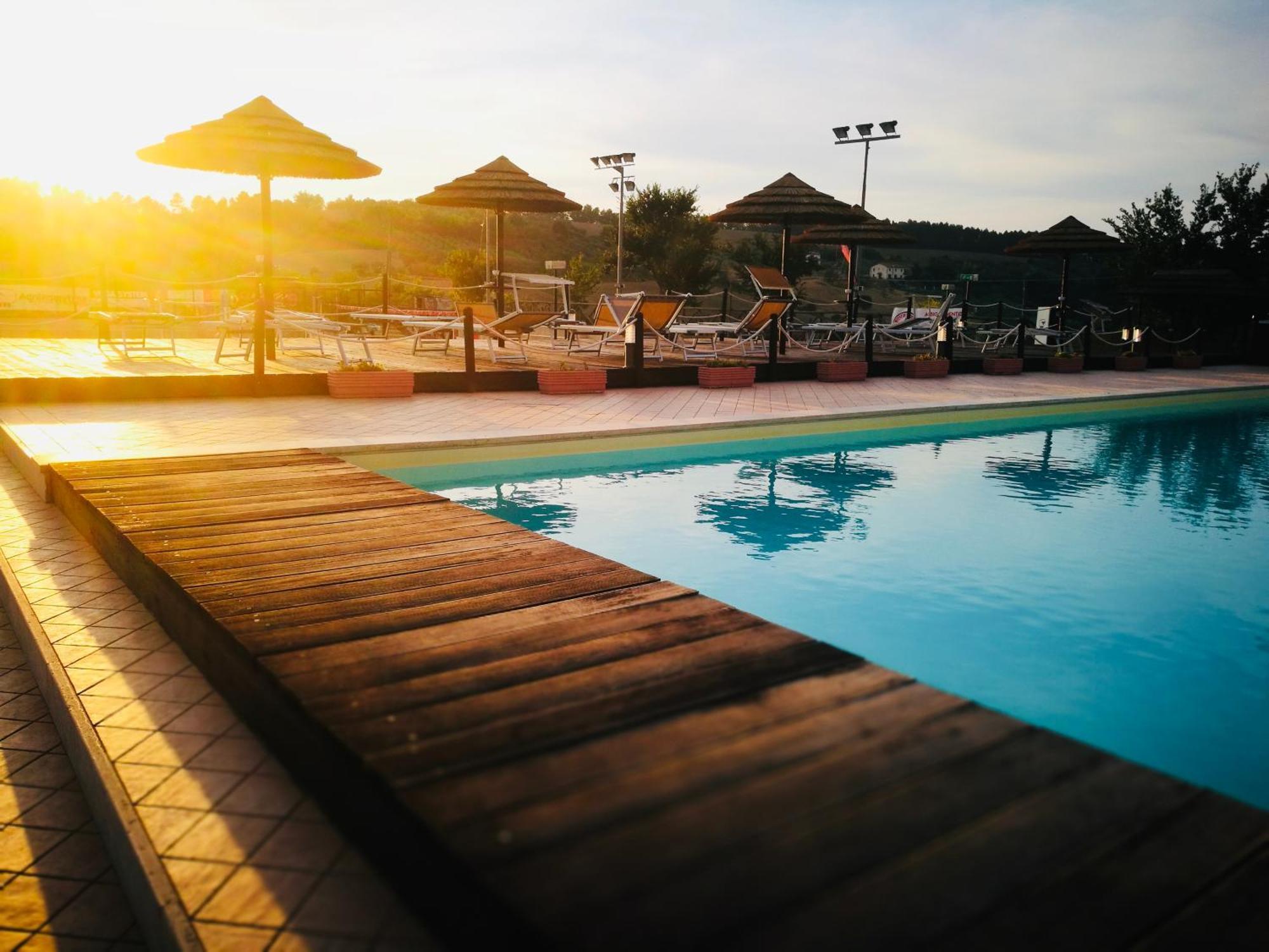Agriturismo Agrileisuretime สโปเลโต ภายนอก รูปภาพ